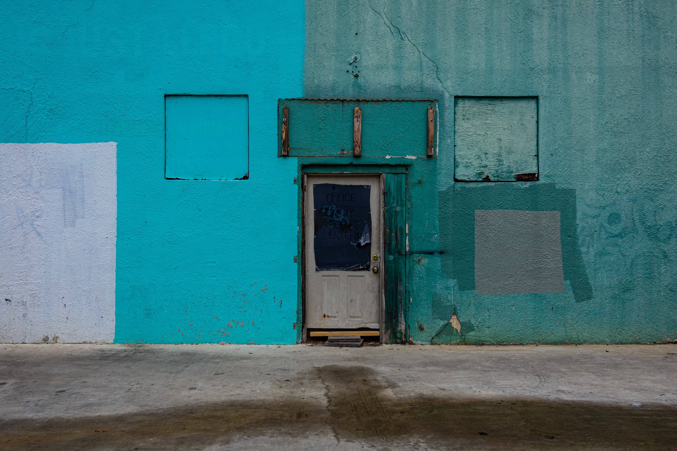 Turquoise Facade